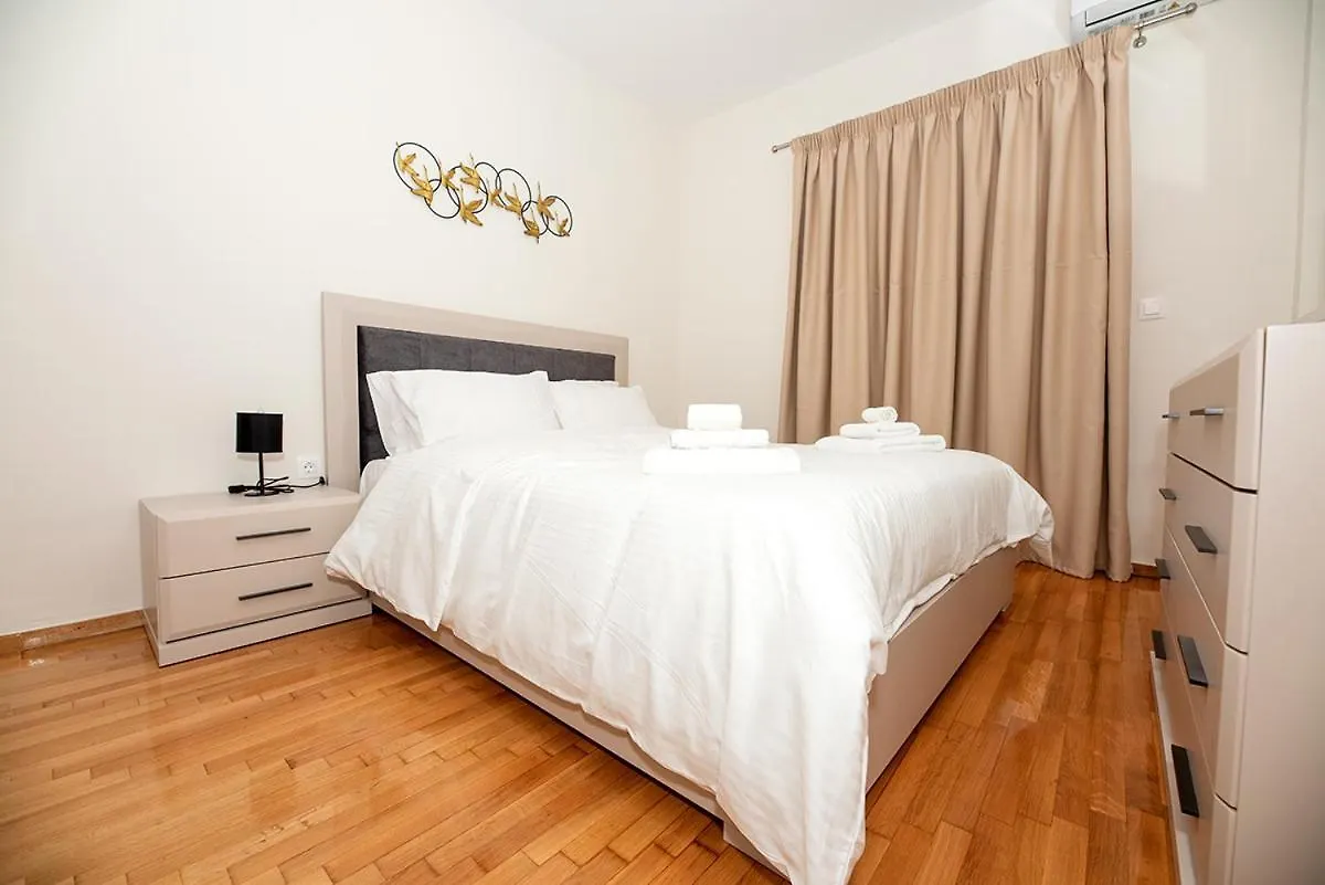 Central Luxury Apartment سالونيك 0*,